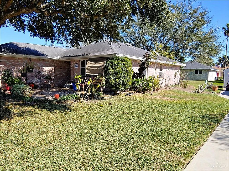 2nd image of 2101 Green Gate Cir W