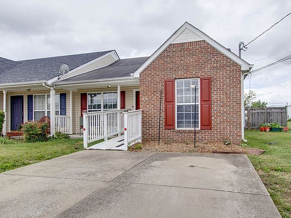 2nd image of 611 Seaford Ct