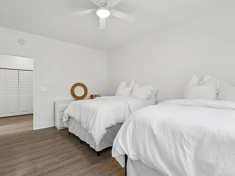Windsor Castle Townhome Community — Photo 62