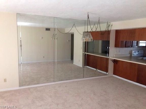 5th image of 4511 Bay Beach Ln APT 112