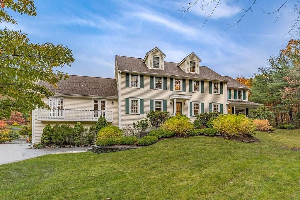 223 Main St, Boxford, MA 01921 Zillow