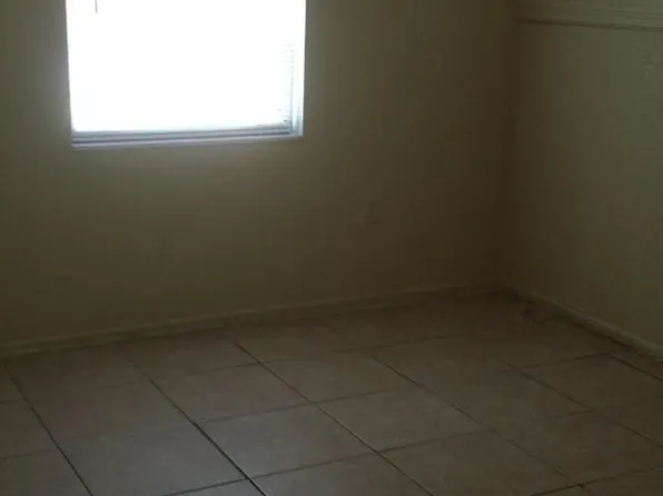 9025 Westchester Cir APT D, Tampa, FL 33604
