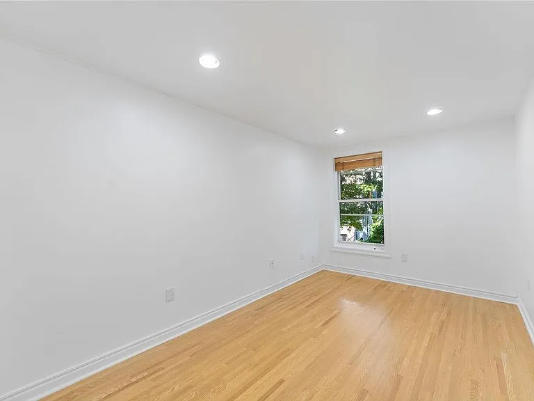 135 Garden St #4 — Photo 16