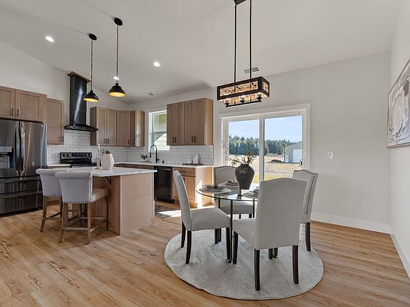 4th image of 50 Meadow Creek Way