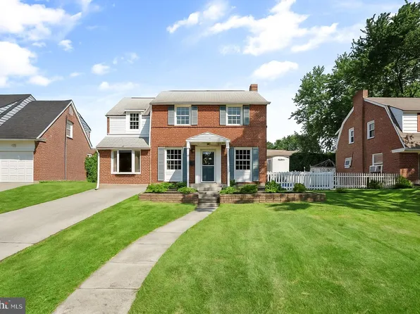 329 E Magnolia Ave, Aldan, PA 19018