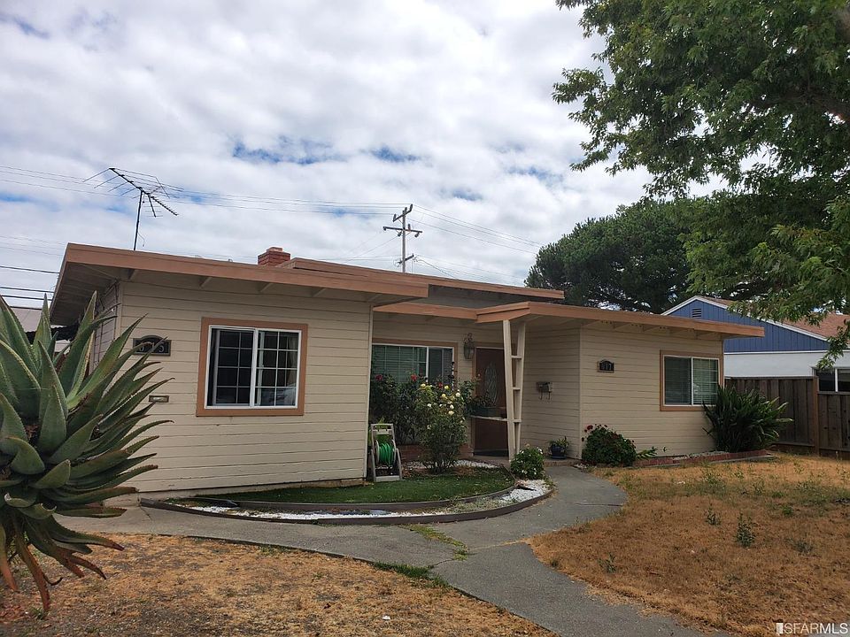 1st image of 615 Patricia Ave
