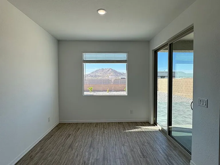 25372 N 76th Dr — Photo 33