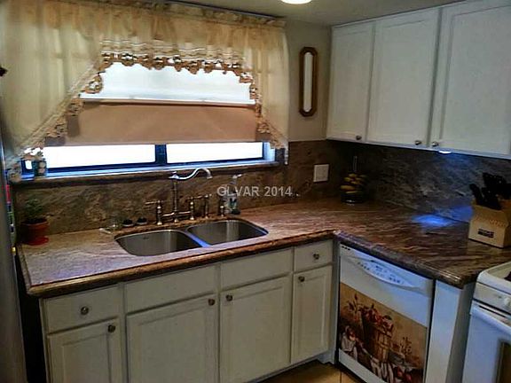 3rd image of 3440 E Hacienda Ave
