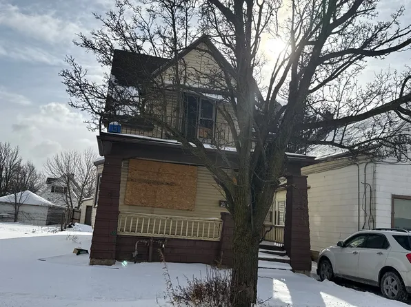 31 Stanley St, Buffalo, NY 14206