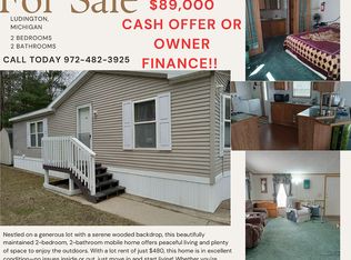 275 N Hidden Forest Ct, Ludington, MI 49431