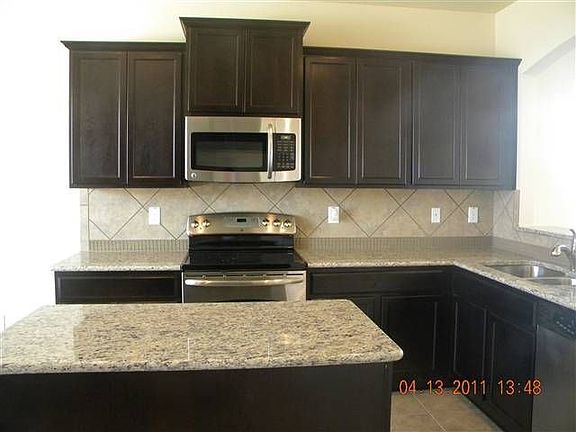 5th image of 6600 Mundo Dr