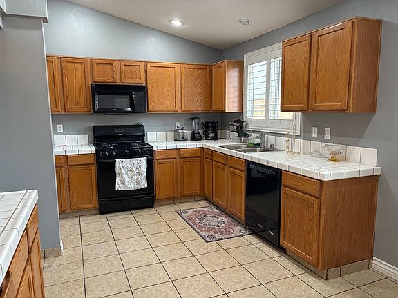 3rd image of 6409 Easter Lily Ct