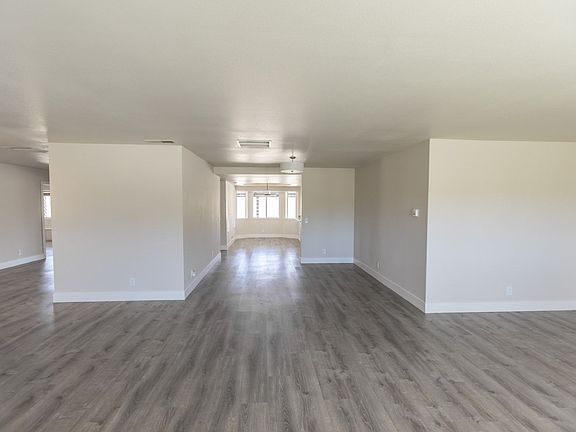 3rd image of 9039 Hermosa Ave