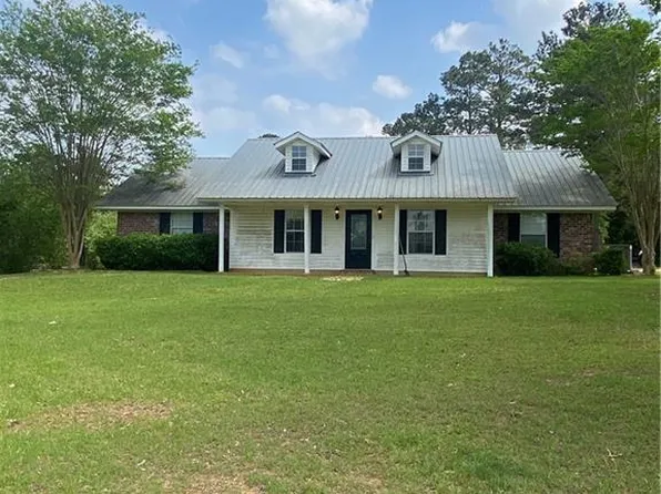 1170 Hart Rd, Campti, LA 71411