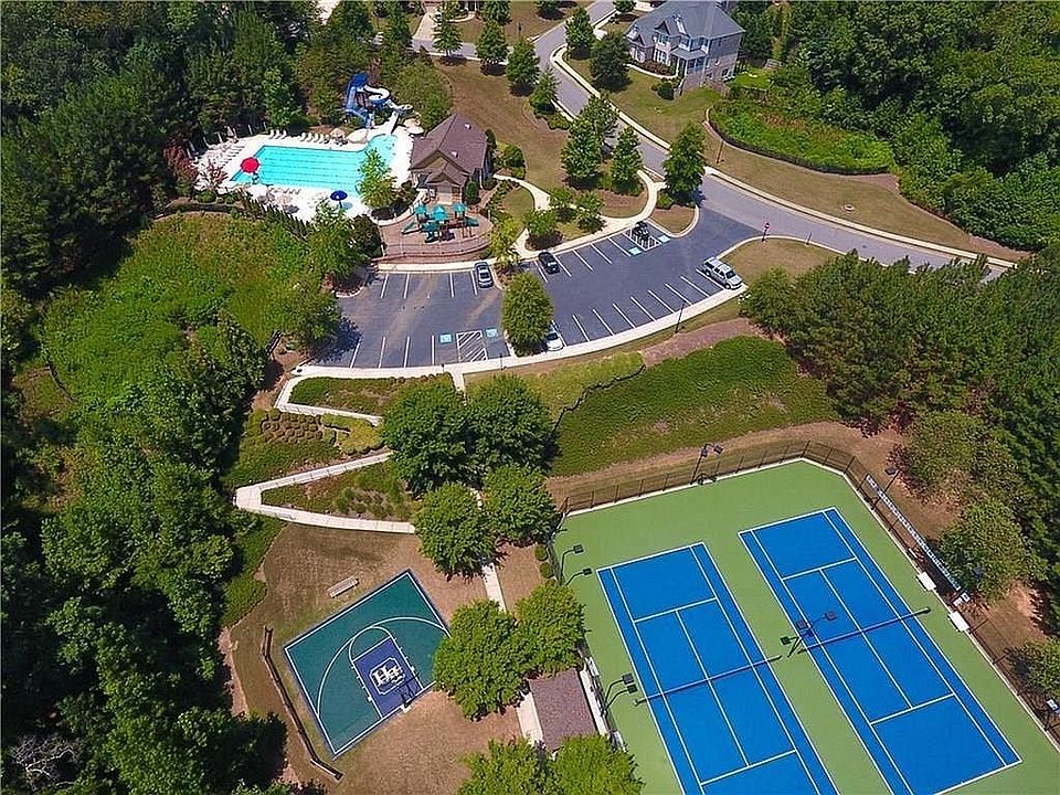 2nd image of 4950 Heathcliff Way