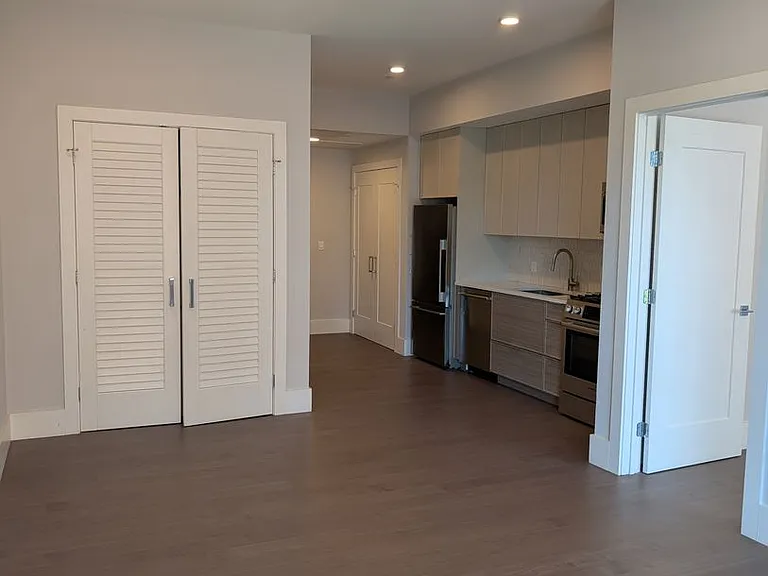 3193 Washington Street — Photo 92