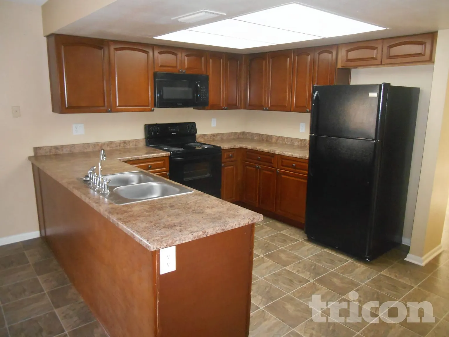 10608 N 39th Avenue Phoenix AZ — Photo 4