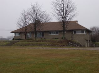 12589 S Francis Rd, Dewitt, MI 48820