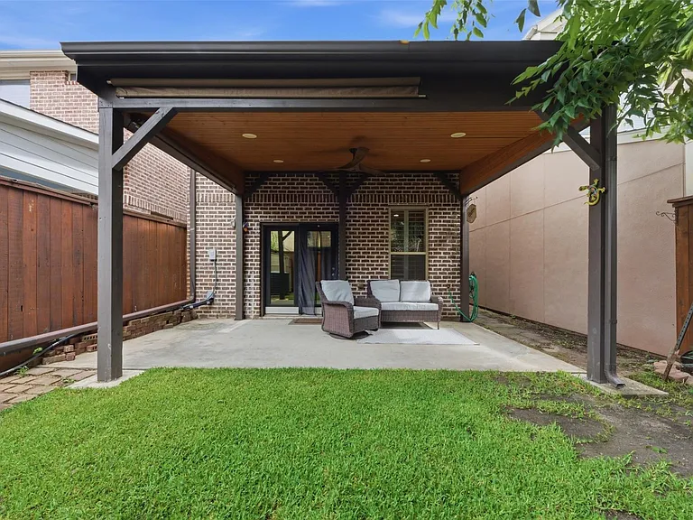 5929 Kansas St — Photo 30