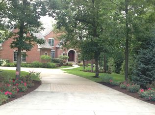 25172 N Pawnee Rd, Barrington, IL 60010