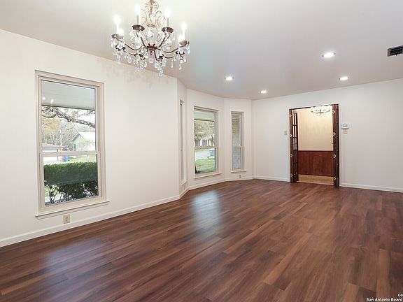 4th image of 10706 Auldine Dr