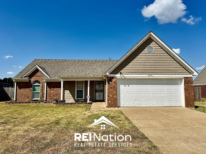 3 bed, 2.0 bath, 1476 sqft, $1,750 — Photo 1