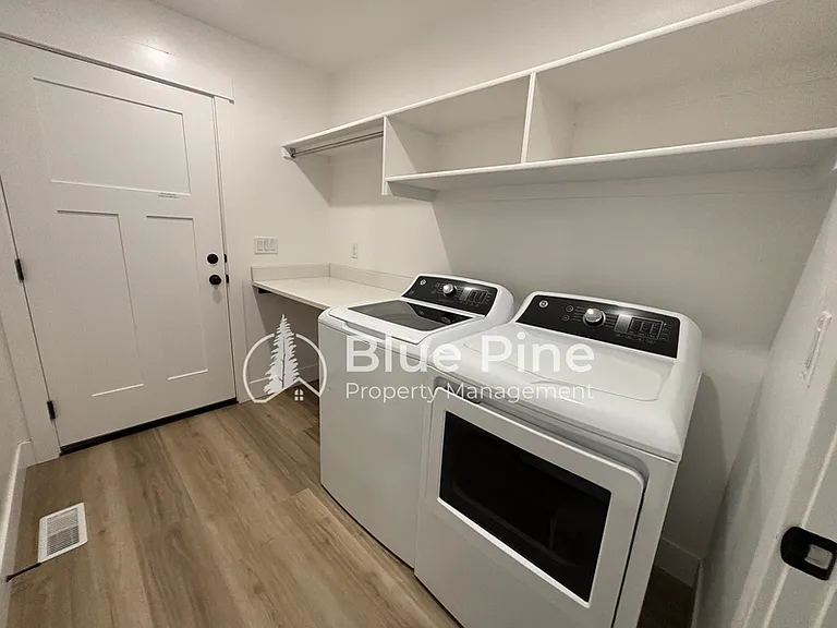 4403 E Hatch Hollow Ln — Photo 25