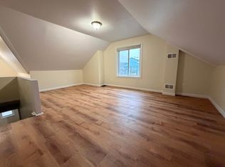 662 Bell Ave #4, Carnegie, PA 15106