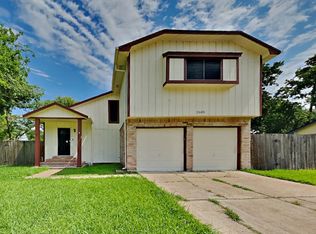 2603 N Brompton Dr, Pearland, TX 77584