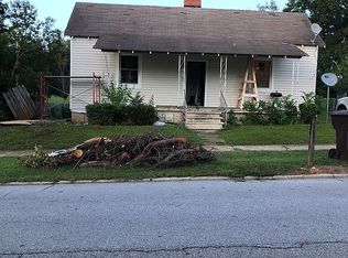 1404 Drayton St, Newberry, SC 29108