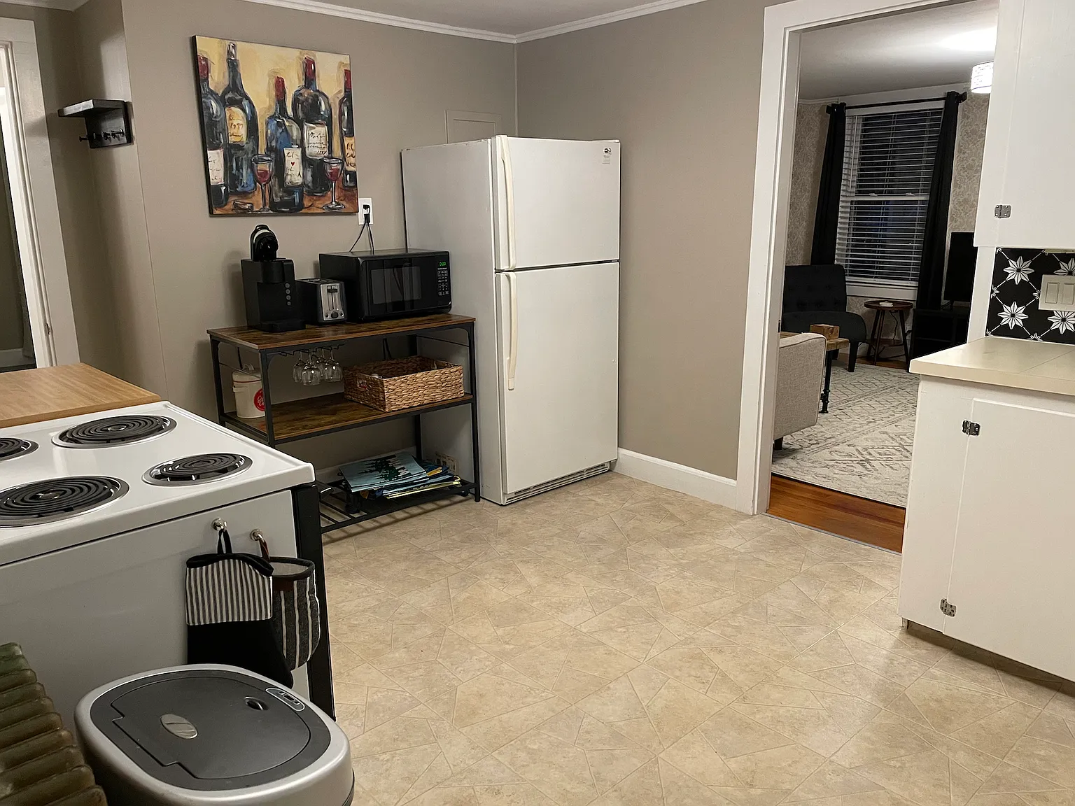 2 bed, 1000 sqft, $2,300 — Photo 3