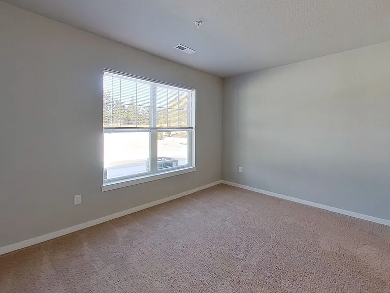 1777 American Eagle Dr — Photo 10