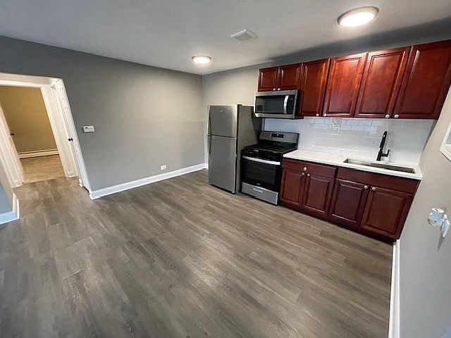 1st image of 1-21 N Dryden Pl #5-2B