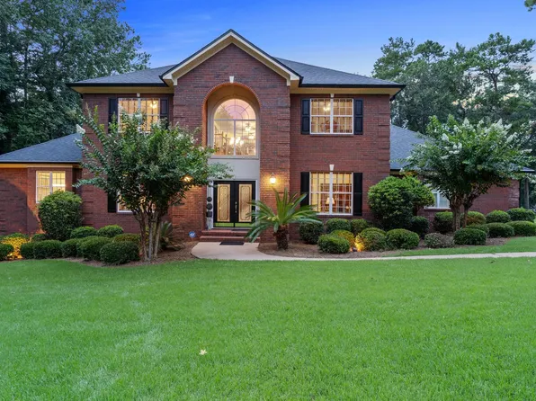 9011 Winged Foot Dr, Tallahassee, FL 32312
