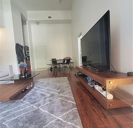 2nd image of 2775 NE 187th St APT 122