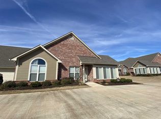 730 Sweetwater Dr, Pearl, MS