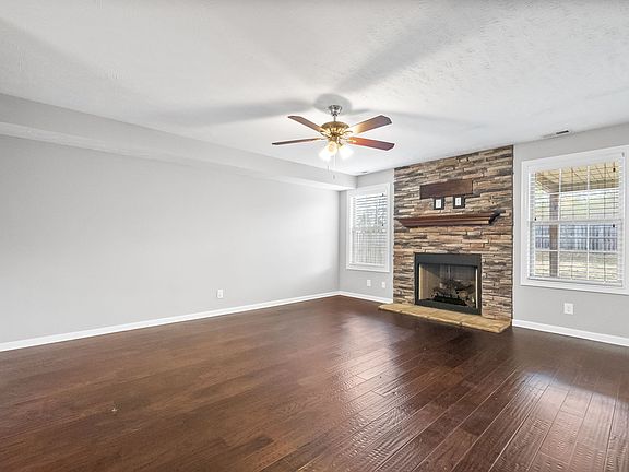 5th image of 1288 Gentry Dr