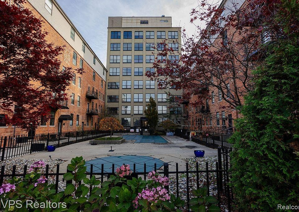 1st image of 6533 E Jefferson Ave APT 137