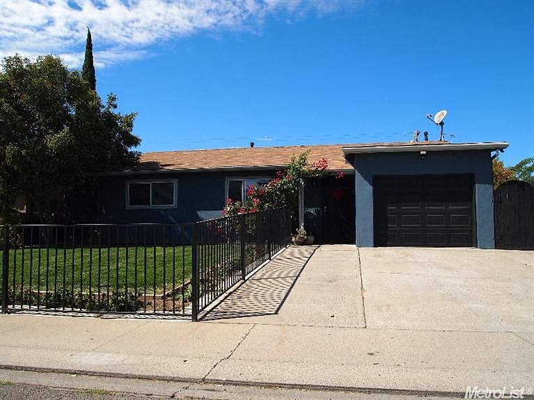 1st image of 457 Elm Ave