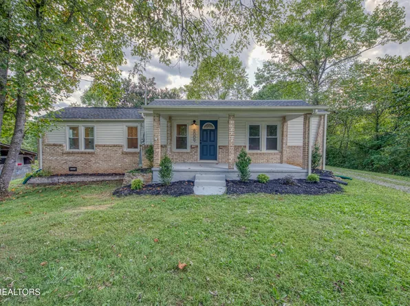 8009 Roy Lowe Ln, Knoxville, TN 37920