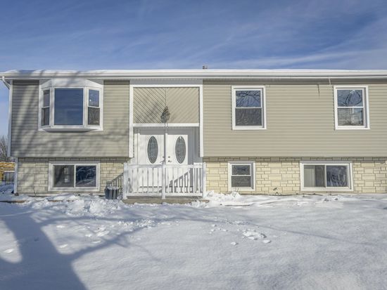 51 Monticello Dr, Dyer, IN 46311