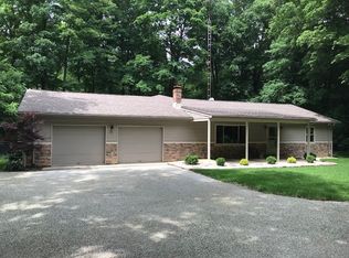 7399 Hughes Rd, Houston, OH 45333