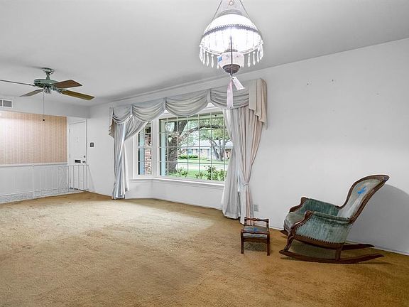 5th image of 10439 Yorkford Dr
