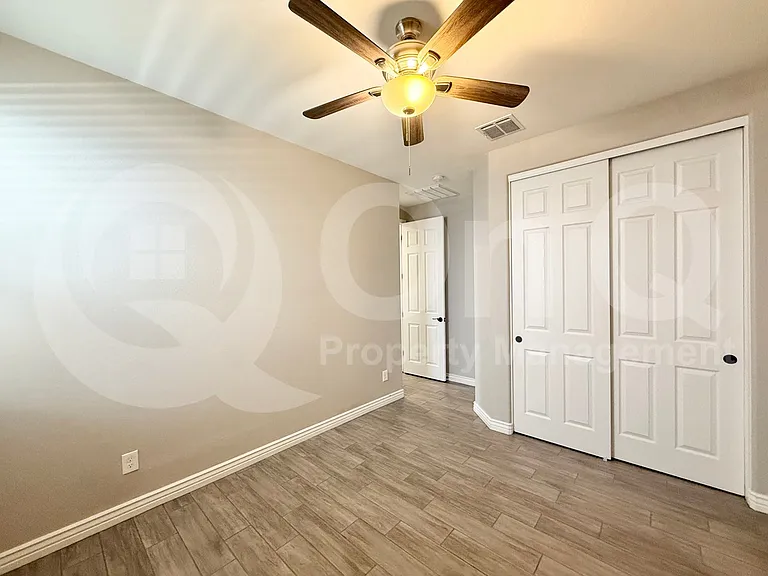 9507 E Saturn Ave — Photo 16