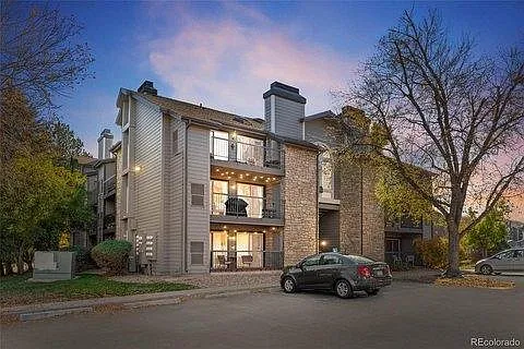 2575 S. Syracuse Way - M-302 — Photo 4
