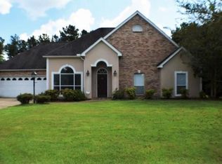 54 Auburn Pl, Hattiesburg, MS 39402