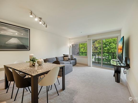 4th image of 511 100th Avenue NE #210