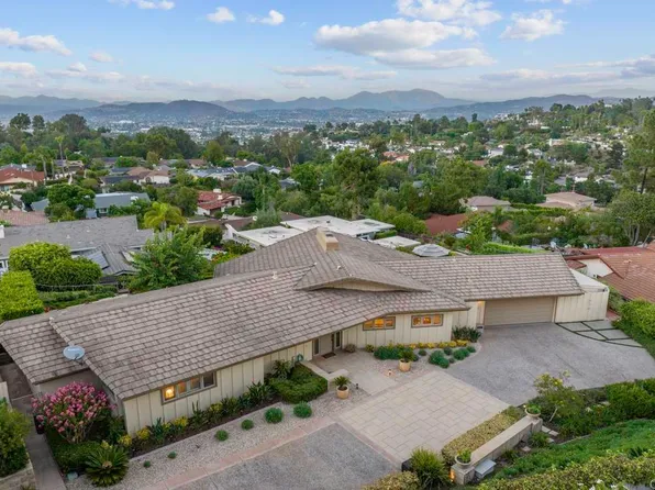 1875 Circo Del Cielo Dr, El Cajon, CA 92020