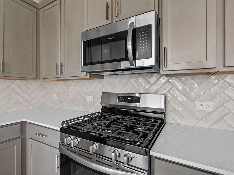 3235 Loam Ln — Photo 14