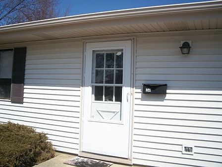 Front view of home